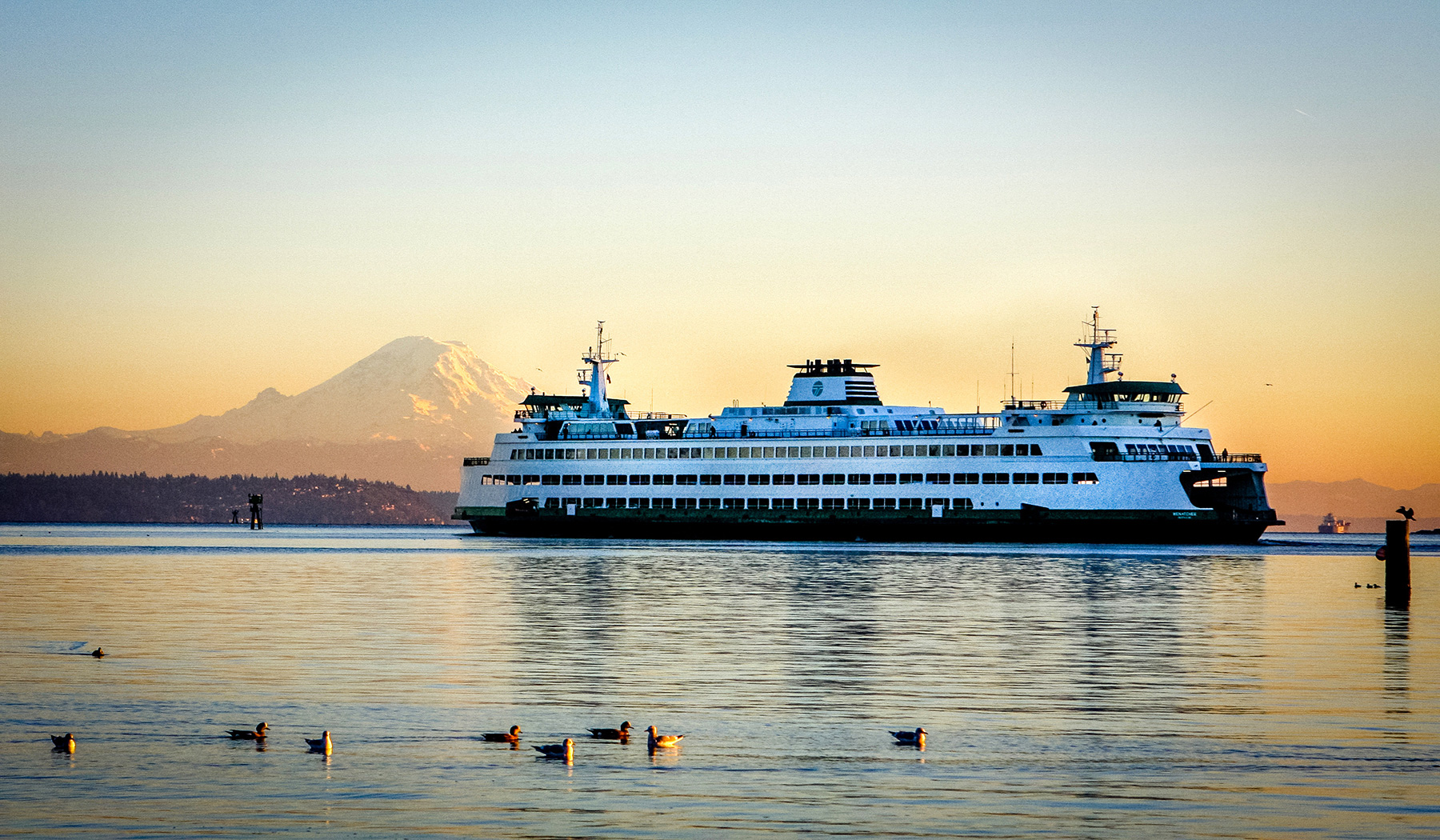 Ferry Commute to Seattle at The Walk